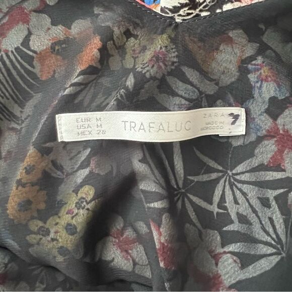 Zara Black Floral V Neck Swing Tank Top - Picture 10 of 10